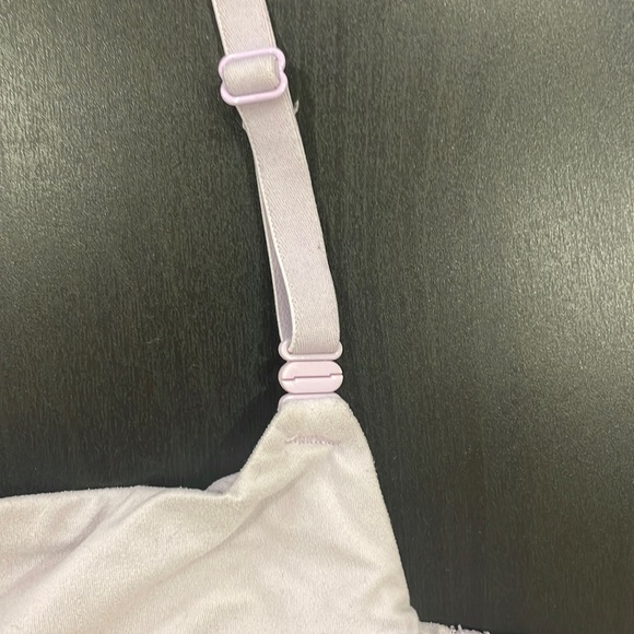 Victoria Secret Bra - Picture 4 of 5